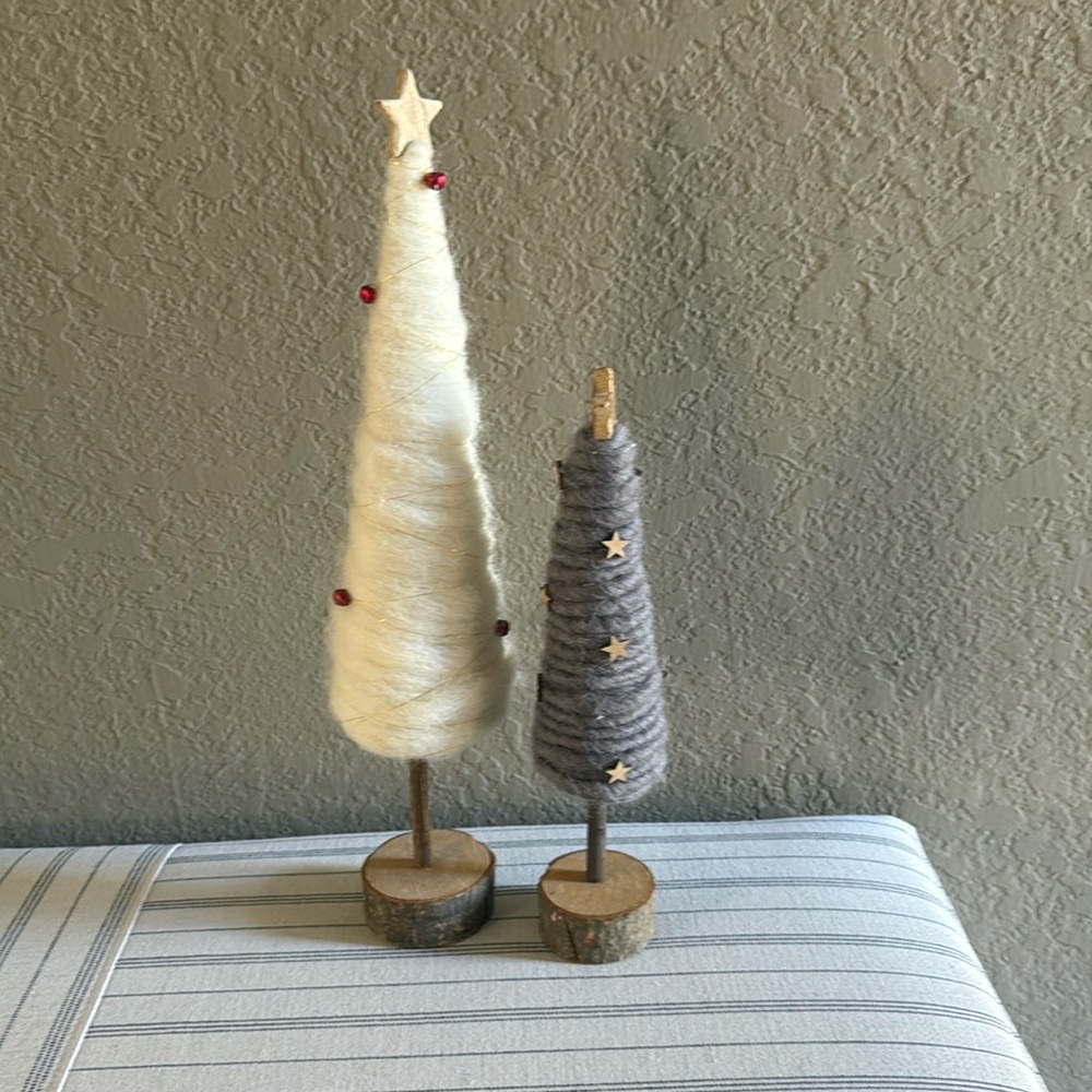Decor • Christmas Trees